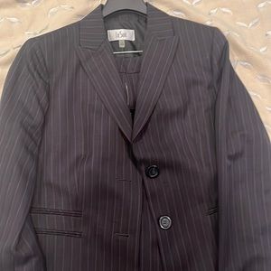 Le Suit Black and Purple pinstripes, Size 14